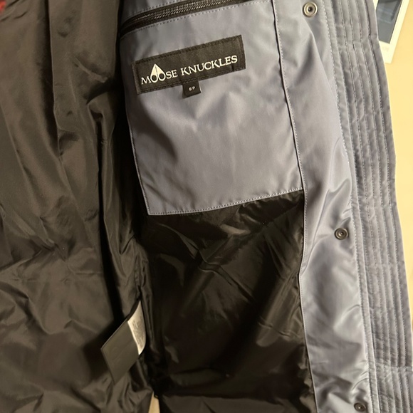 Moose Knuckles Canada: ONYX CAUSAPSCAL PARKA - Picture 7 of 10